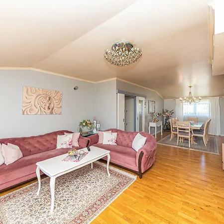 3 Bedroom Awesome In Kastel Gomilica *